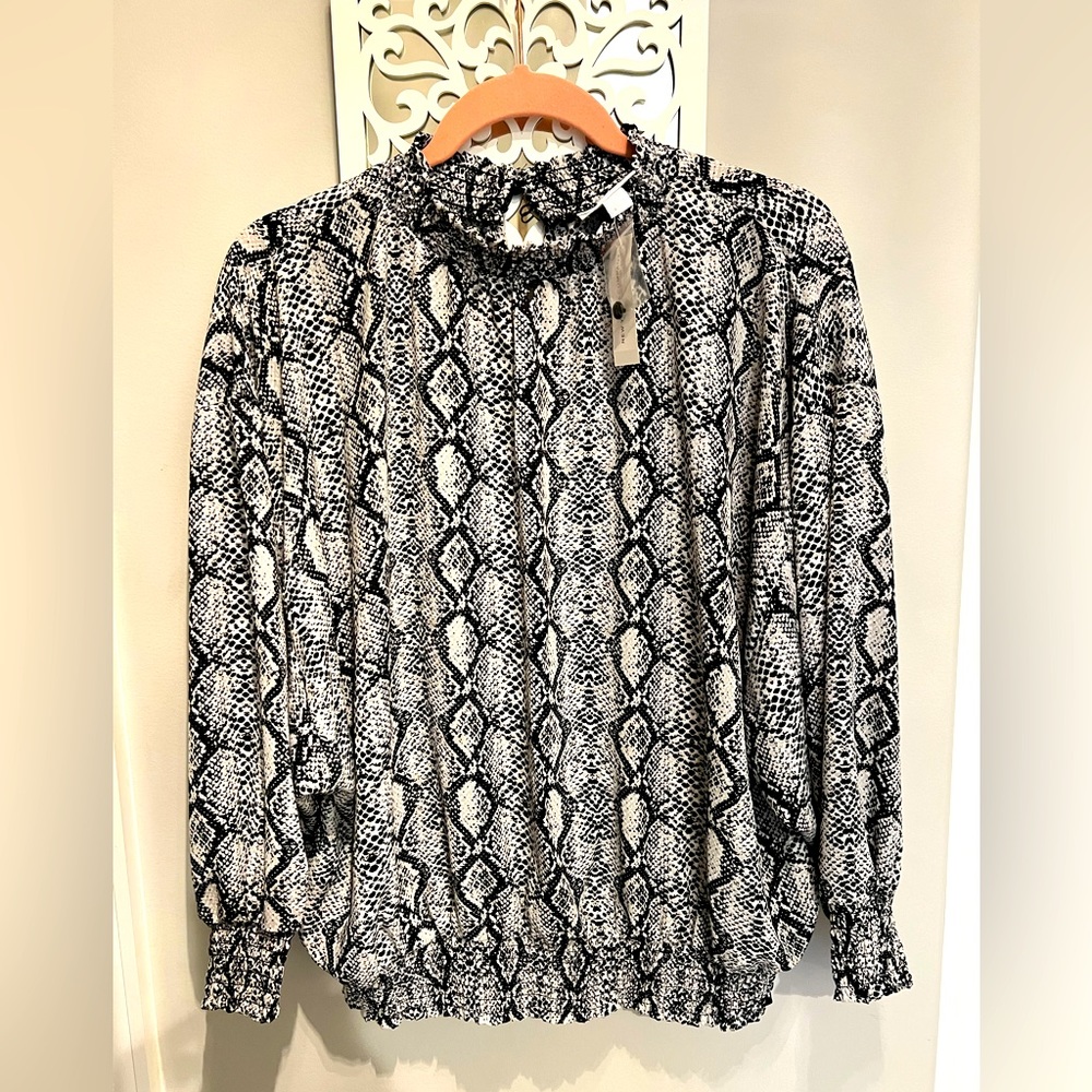 New York & Co Top NWT